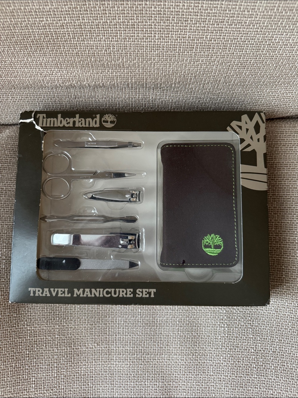 Timberland Black Travel Manicure Set with Green Logo